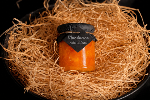 Mandarine mit Zimt